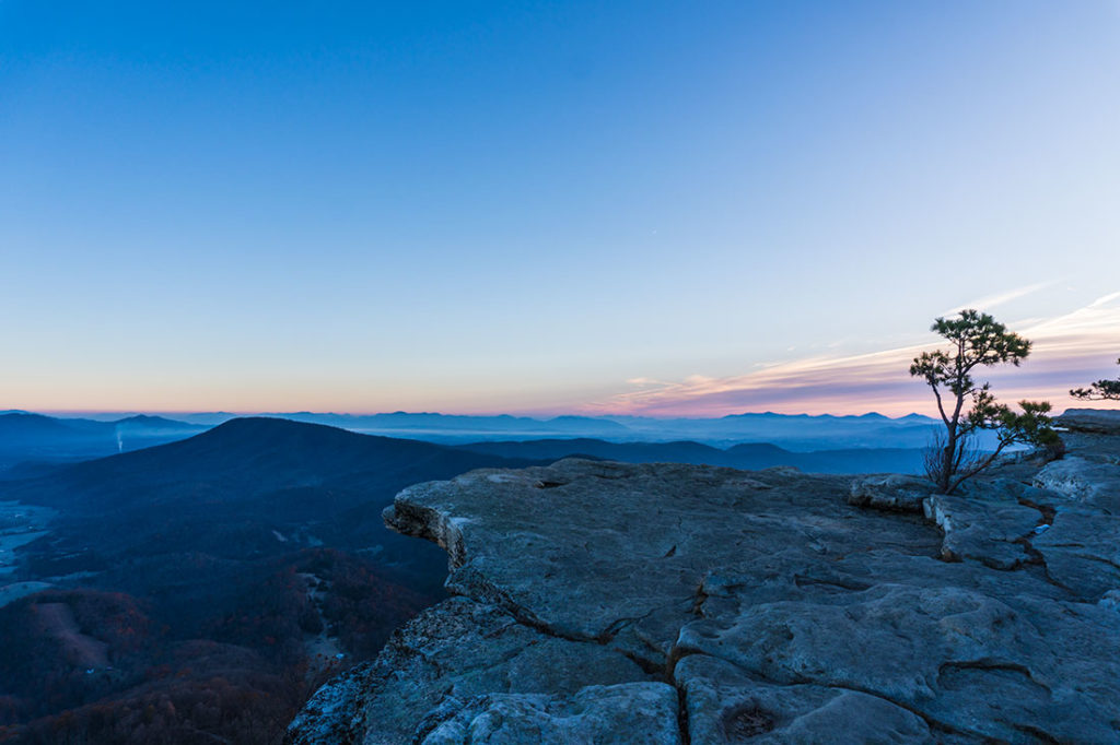 Hiking McAfee Knob On The Appalachian Trail - HappyWhenHiking